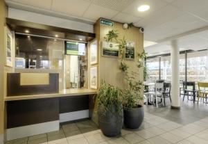 Restoran atau tempat lain untuk makan di B&B HOTEL Arras