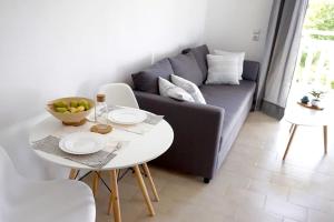 Posezení v ubytování Airy Flat at Xenios Avlais
