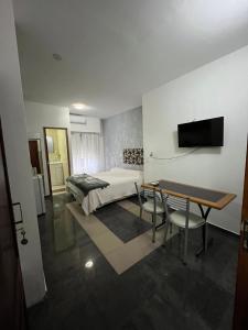 TV/trung tâm giải trí tại DERC Temporarios