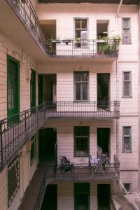 Balkón alebo terasa v ubytovaní Wesselényi Rooms near Gozsdu Udvar