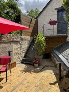 Ogród w obiekcie Gîte 3* Piscine Spa entre ZOO BEAUVAL FUTUROSCOPE CHATEAUX LOIRE