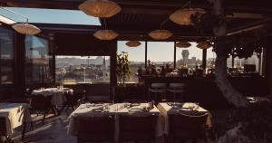 A restaurant or other place to eat at Hotel De Reve Galata-Special Class