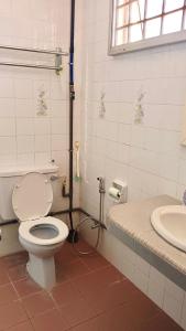 Fotografija u galeriji objekta Sabah homestay 16pax stay near Imago 15minutes strong WiFi Gathering Environment house u gradu Kota Kinabalu
