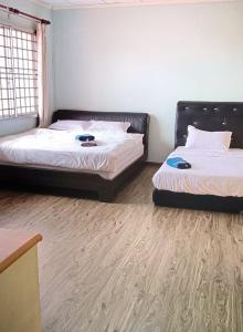 Fotografija u galeriji objekta Sabah homestay 16pax stay near Imago 15minutes strong WiFi Gathering Environment house u gradu Kota Kinabalu