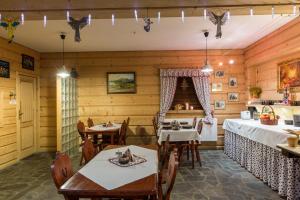 Nápoje v ubytovaní Chata Walczaków -Blue Cave Cottage