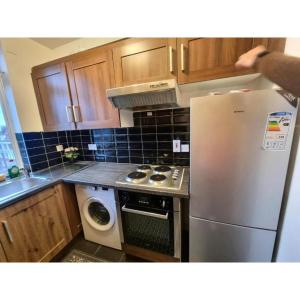 Kitchen o kitchenette sa Stylish 1 Bed Flat in the Heart of Marble Arch