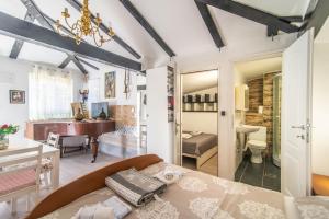 Posezení v ubytování Giovanna Boutique Rooms & Pool