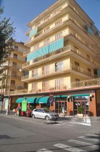 Foto dalla galleria di Albergo Fiorenza a Salerno