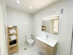 Kúpeľňa v ubytovaní Montemar Terral Apartments