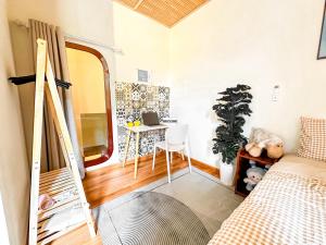 Postel nebo postele na pokoji v ubytování La Casa Di Dicembre 36B Trần Hưng Đạo