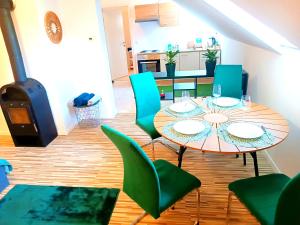 Cucina o angolo cottura di Family Apartments center of Mürzzuschlag