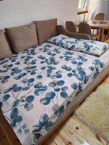 Postel nebo postele na pokoji v ubytování Darija & Srđan
