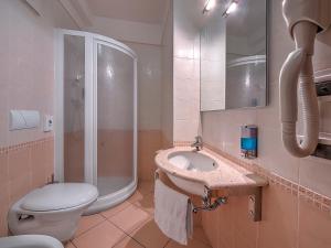Koupelna v ubytování Hotel Garni La Vigna - Adult Friendly + 33 fotografií