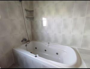 Ένα μπάνιο στο Apartamento La Isla