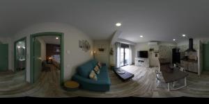 Część wypoczynkowa w obiekcie Apartamentos La Chaparrina del Jerte