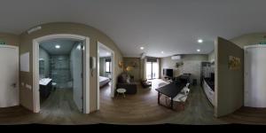 Łóżko lub łóżka w pokoju w obiekcie Apartamentos La Chaparrina del Jerte