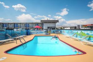 Bazén v ubytování Holiday Lodge nebo v jeho okolí