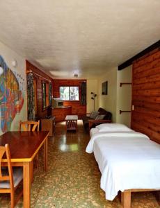 Gallery image of The Pacifica Inn in Volcano