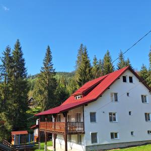 Budova, kde se ubytování v soukromí nachází + 10 fotografií