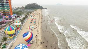 Φωτογραφία από το άλμπουμ του Căn hộ condotel Ibiza Hải Tiến σε Nam Khê