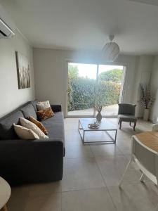 Posedenie v ubytovaní T2 calme avec vue mer et borne de recharge sur demande