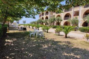 Foto dalla galleria di Residence Poseidon Villaggio a Isola Capo Rizzuto