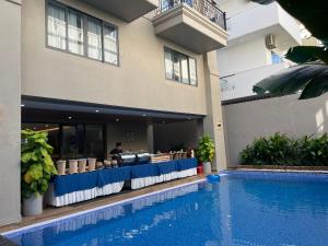 Bazén v ubytování Sabina Luxury Boutique Hotel & Villa nebo v jeho okolí