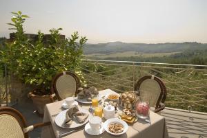 Gallery image of Villa la Borghetta Spa Resort in Figline Valdarno