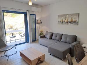 Χώρος καθιστικού στο Aegean Apartments Evia