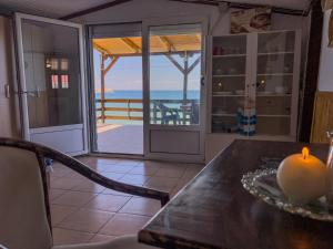 Φωτογραφία από το άλμπουμ του Dolphins View στη Σκάλα Καλλιράχης