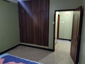 Ένα ή περισσότερα κρεβάτια σε δωμάτιο στο Kyaliwajara or Nalya