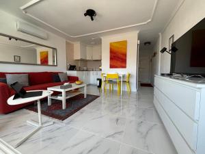 A television and/or entertainment centre at Teror 503