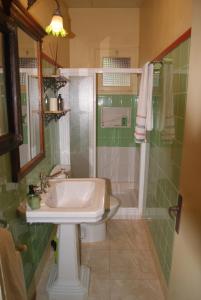 Kúpeľňa v ubytovaní Apartamento con encanto Can Brugada + 37 fotografií