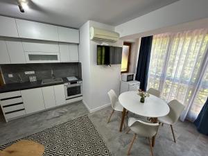 Kuchyň nebo kuchyňský kout v ubytování Sunrise Apart Golden Sands