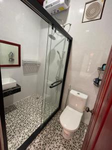 Koupelna v ubytování PhaiLin Hotel