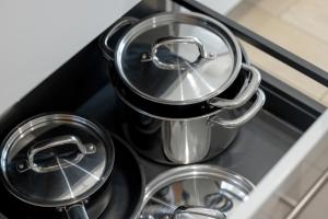 Kuchyňa alebo kuchynka v ubytovaní AMBER DZIWNÓW - Pokoje i Apartamenty & SPA