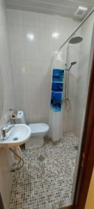 Vannituba majutusasutuses Kenut Hostel
