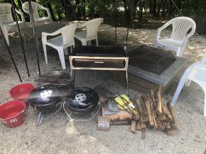 Villa供旅客使用的烤肉用具