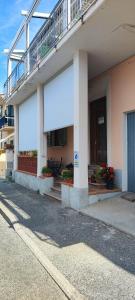 Budova, kde se prázdninový dům nachází