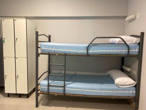 เตียงในห้องที่ Albergue de Villava +18 ภาพ
