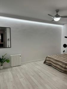Fotografie z fotogalerie ubytování Apartamento blanco y negro en el centro v destinaci Alicante