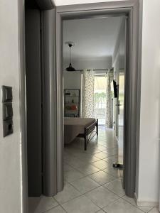 Uma cama ou camas num quarto em Iris Apartment Nafpaktos