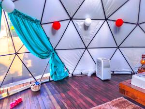 a room in a igloo with a tent at Glamping ValleSanto Experience in Trujillo +37 photos