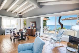 Φωτογραφία από το άλμπουμ του Cleo beachfront villa στον Ποτό