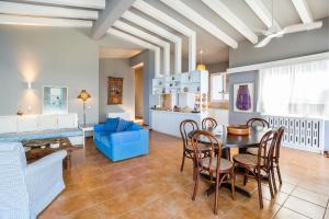 Φωτογραφία από το άλμπουμ του Cleo beachfront villa στον Ποτό +37 φωτογραφίες