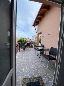 Balkón nebo terasa v ubytování Casa Tomița
