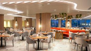A restaurant or other place to eat at Kleopatra Dreams Beach Hotel