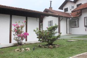 Vườn quanh Chalés Fonte da Serra Monte Verde - MG