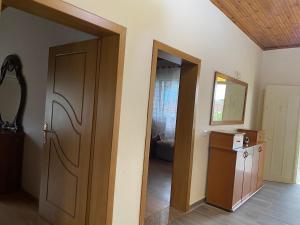 Φωτογραφία από το άλμπουμ του The Hideaway Guesthouse σε Bahçalleku