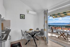 Balkón nebo terasa v ubytování Apartmani Vanda